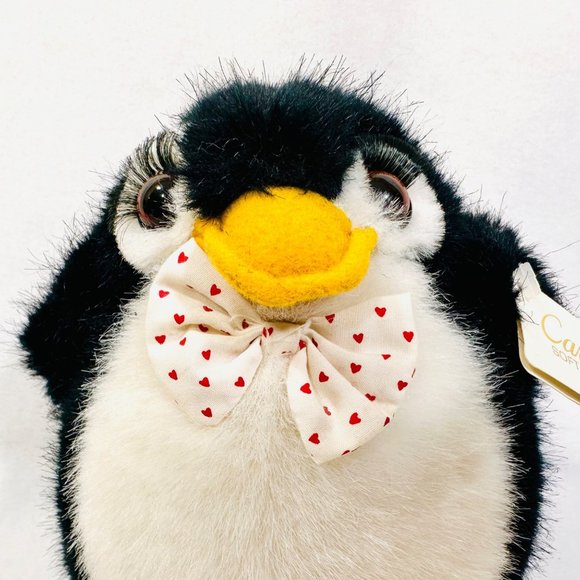 Vintage Russ Berrie Penguin Fairbanks Caress Soft Pets Plush Toy with all Tags - Picture 2 of 9